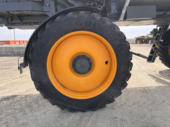 2025 Hagie STS16 - Photo15