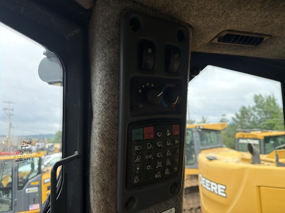 2015 John Deere 1050K