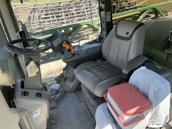 Photo of 2025 John Deere 408R