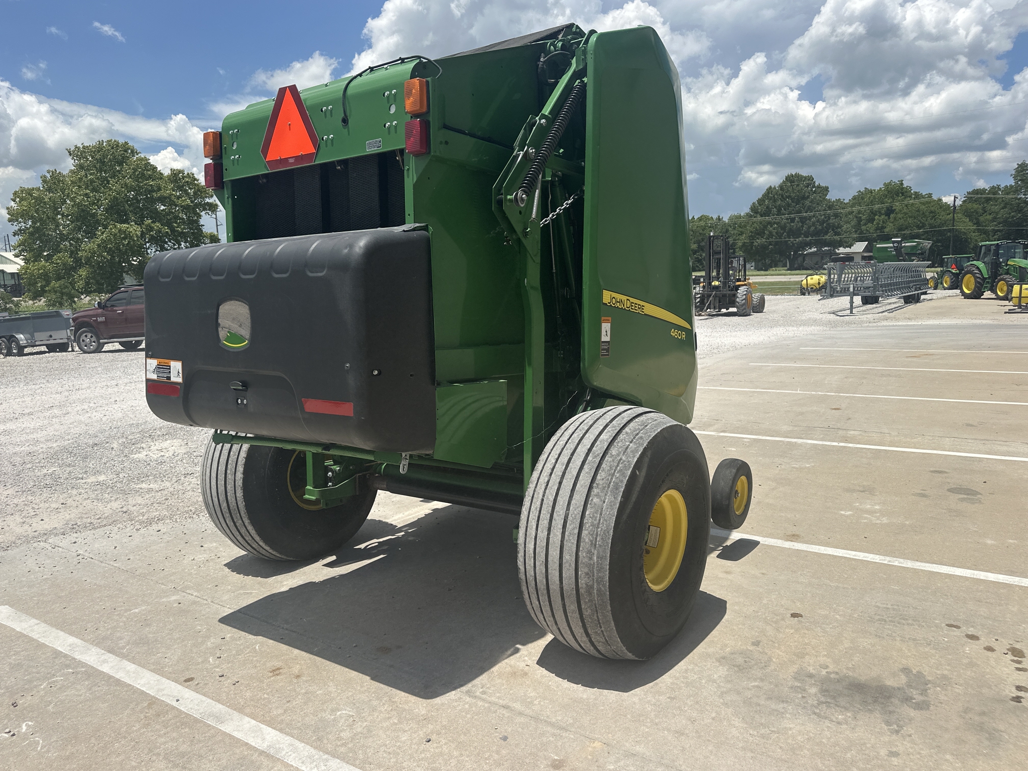 2018 John Deere 460R Image 6