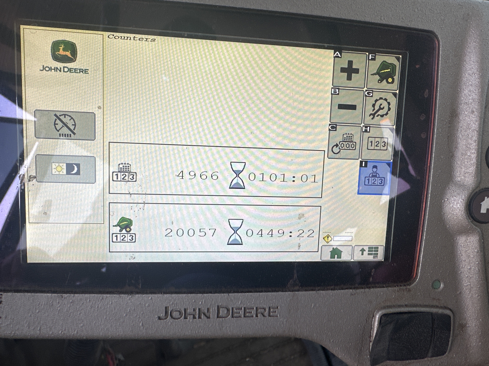 2018 John Deere 460R Image 11