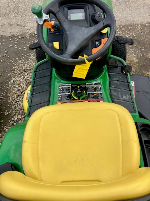 2018 John Deere X354 Image 4