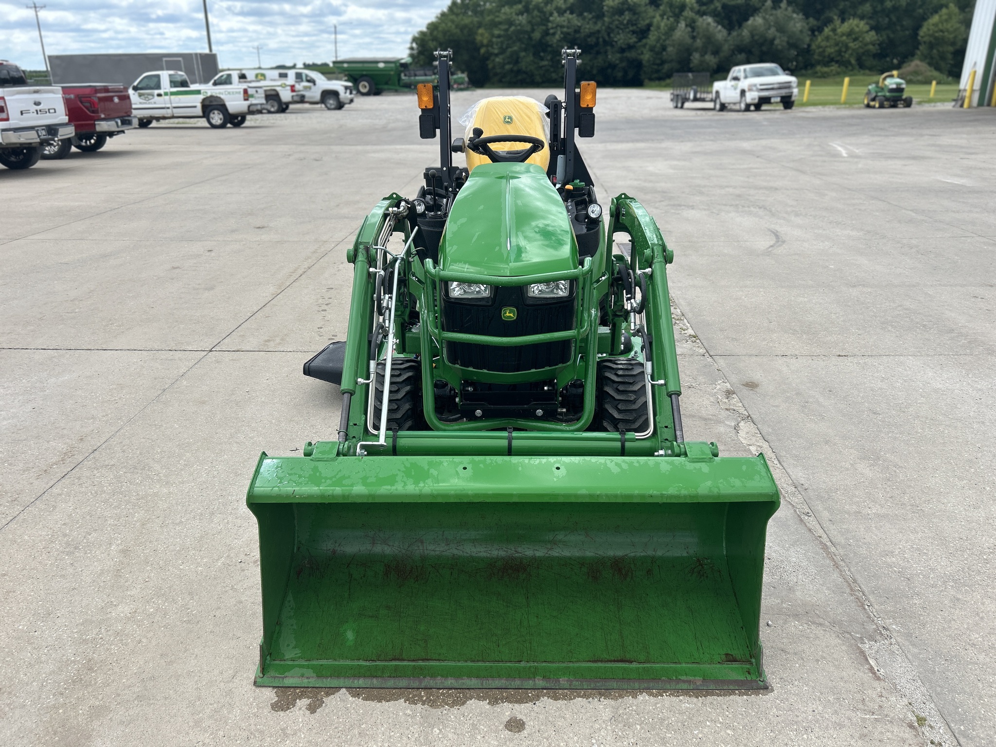 2020 John Deere 1025R Image 7