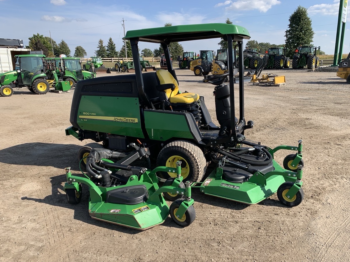 2018 John Deere 1600 Series III Image 2