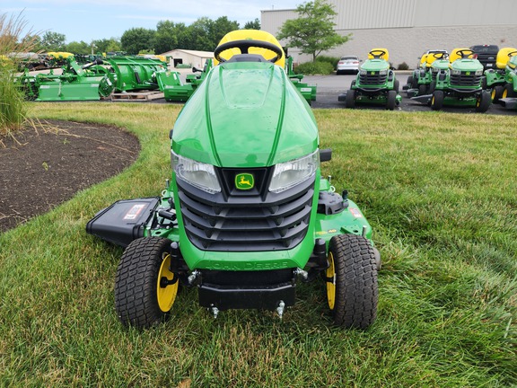 2025 John-Deere x380