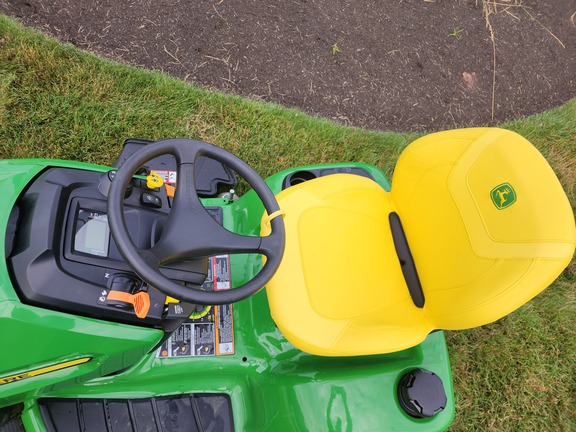 2025 John-Deere x380