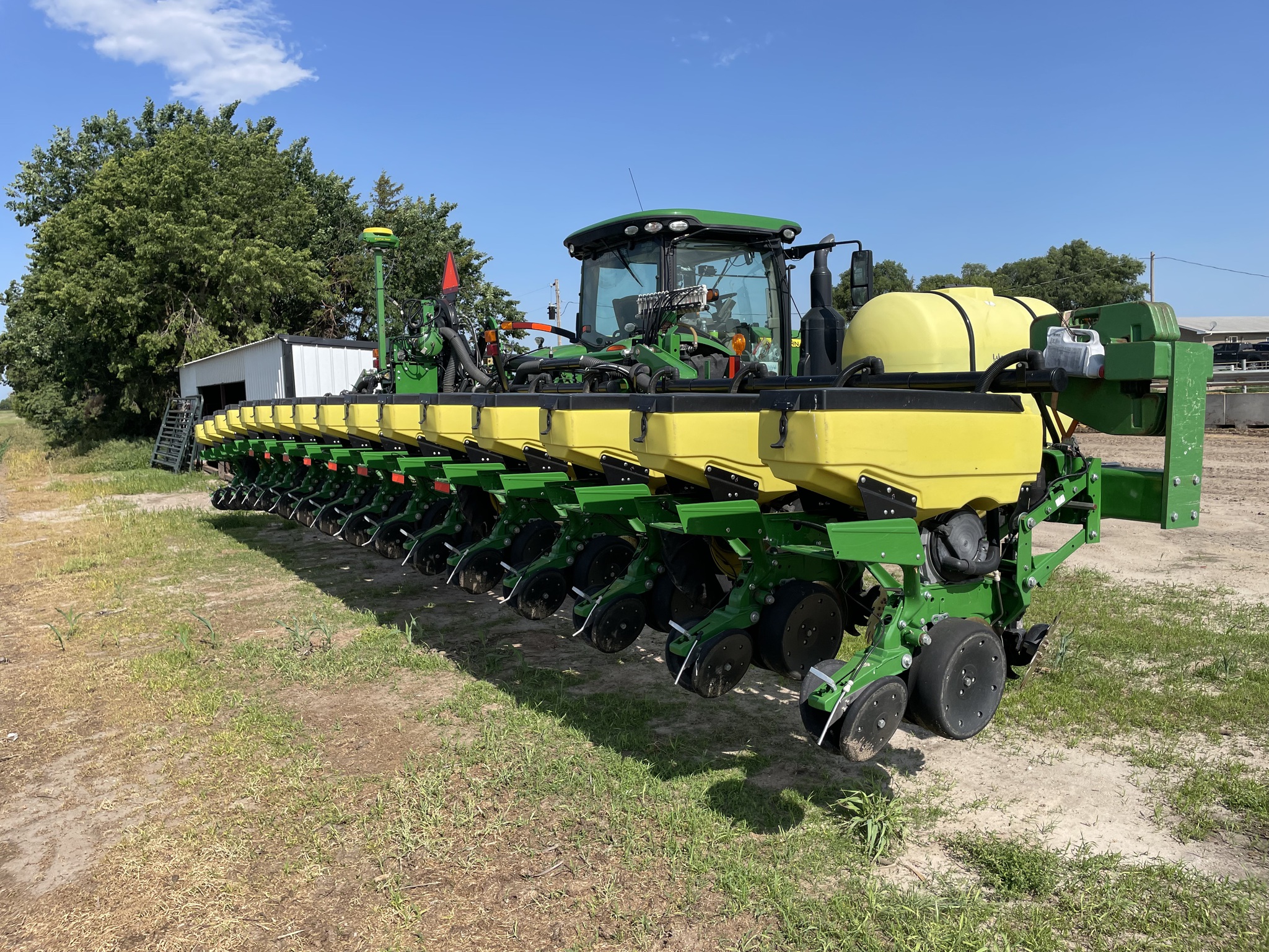 2024 John Deere 1725 Image 7