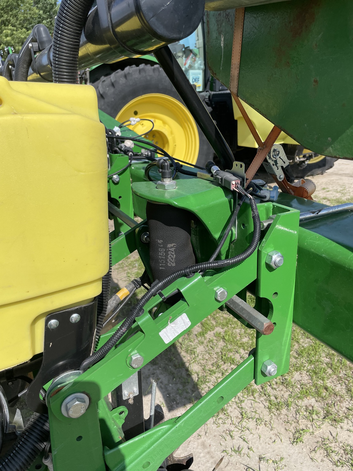 2024 John Deere 1725 Image 9