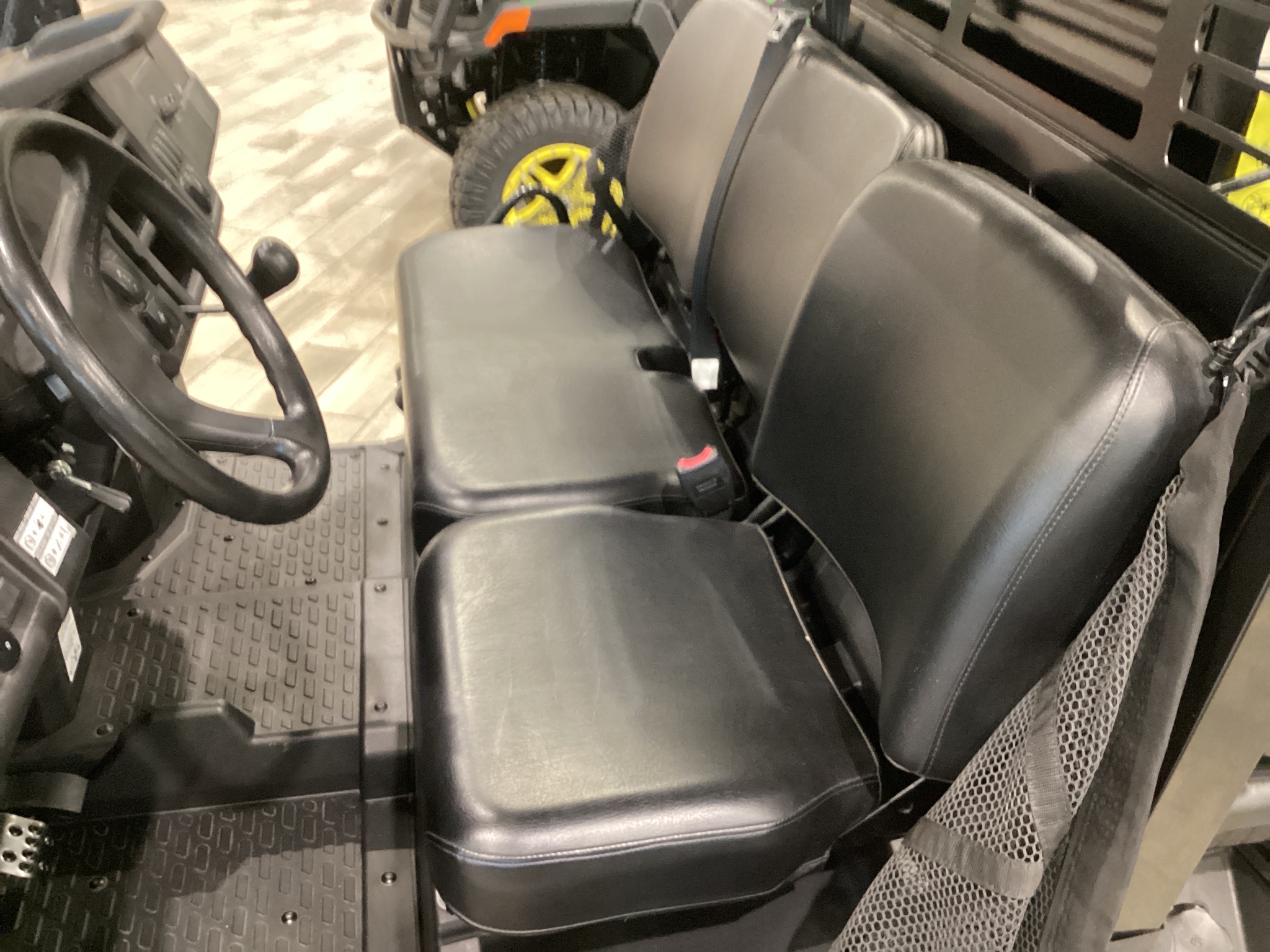 2023 John Deere XUV 835M Image 8