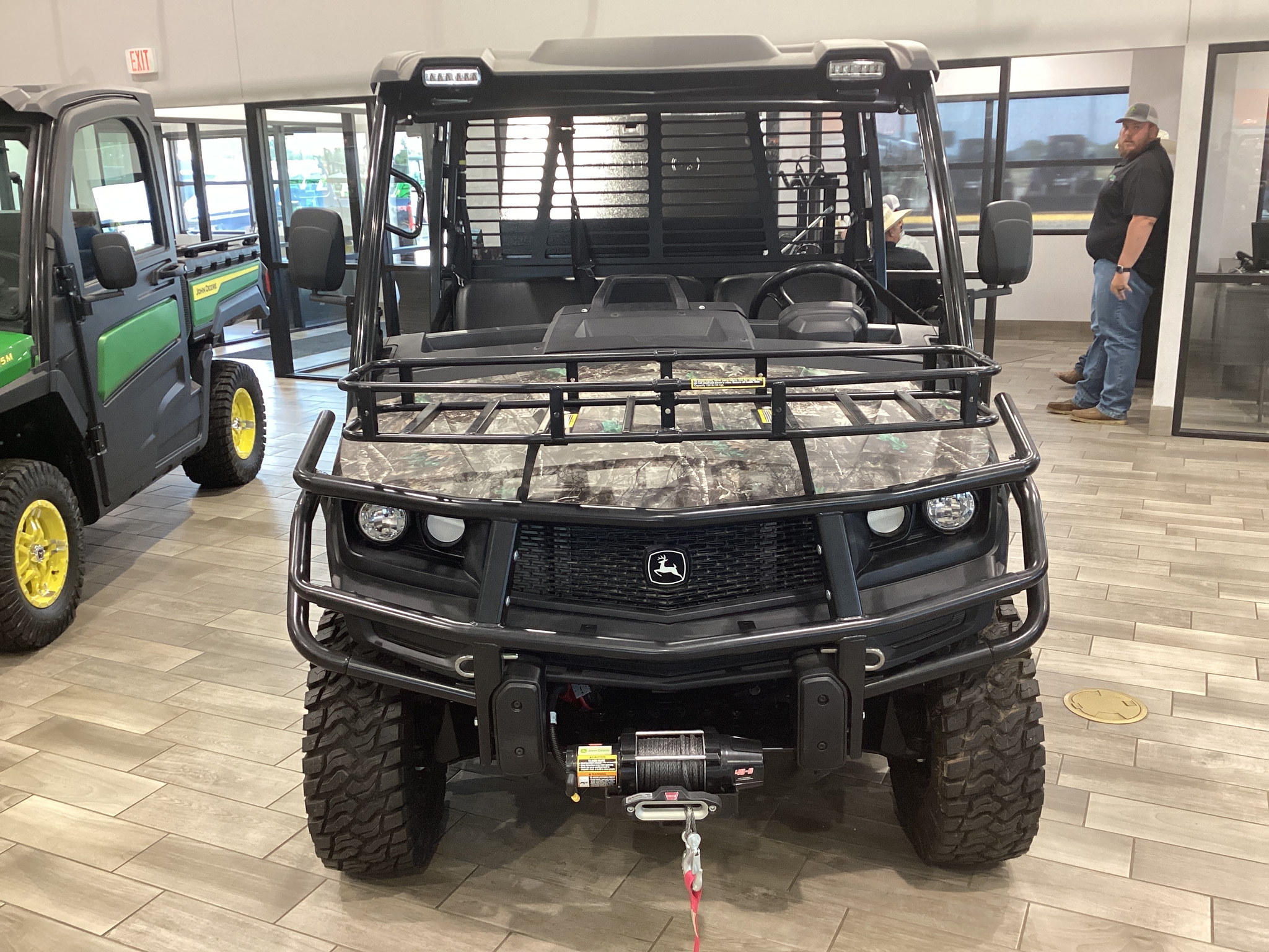 2023 John Deere XUV 835M Image 3