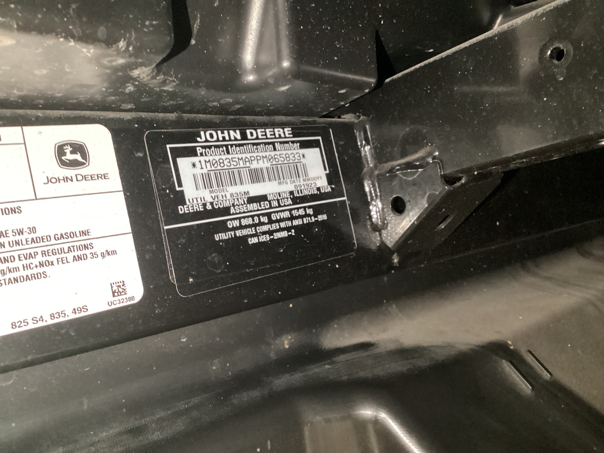 2023 John Deere XUV 835M Image 15