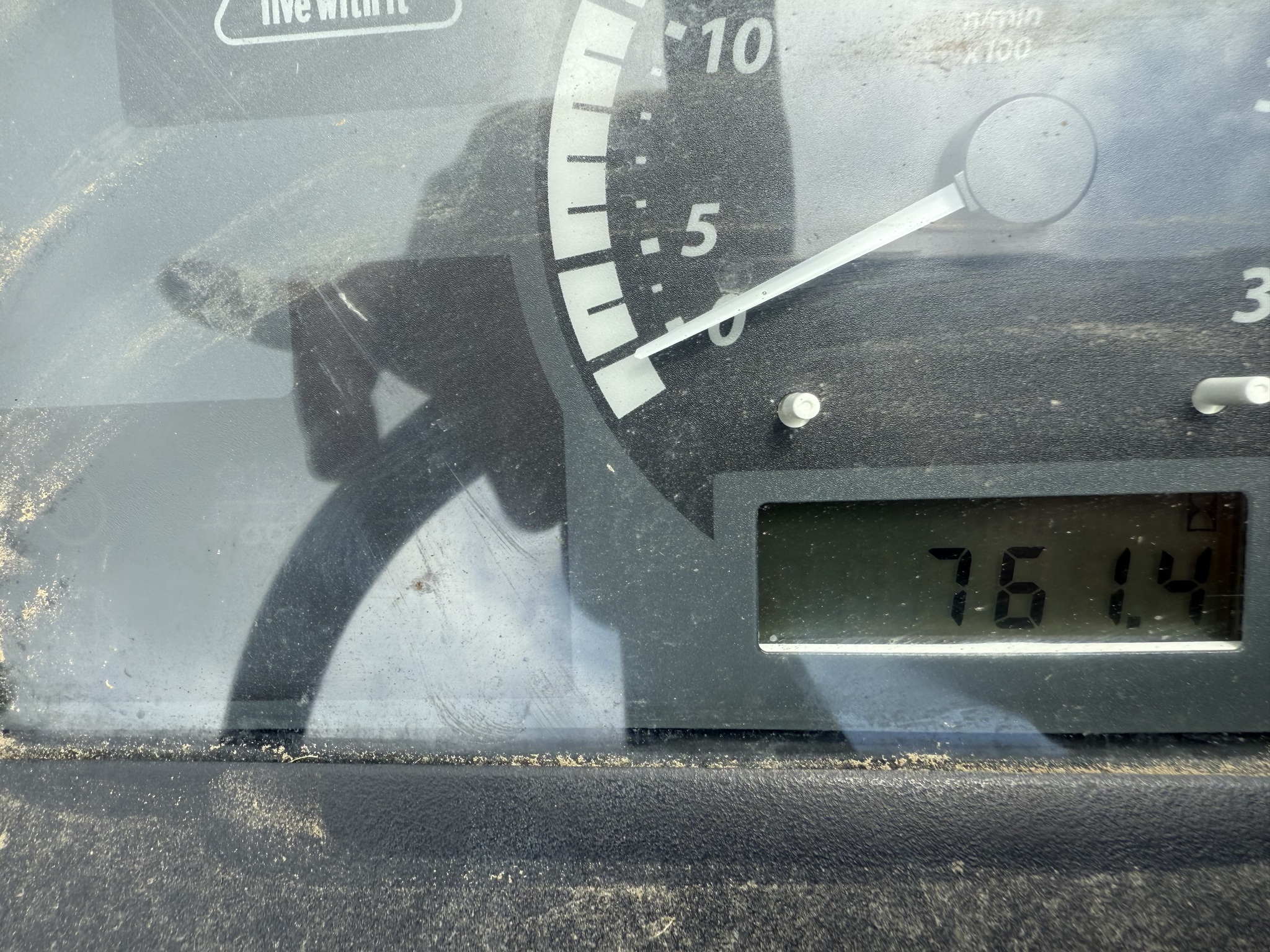 2015 John Deere 1023E Image 5