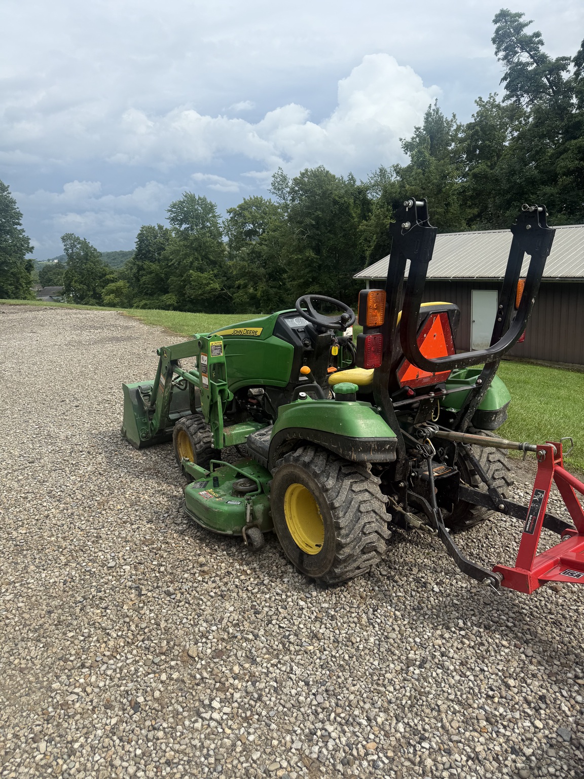 2015 John Deere 1023E Image 4