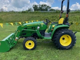 2025 John Deere 3038E Image 2