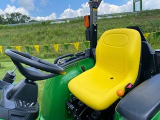 2025 John Deere 3038E Image 7