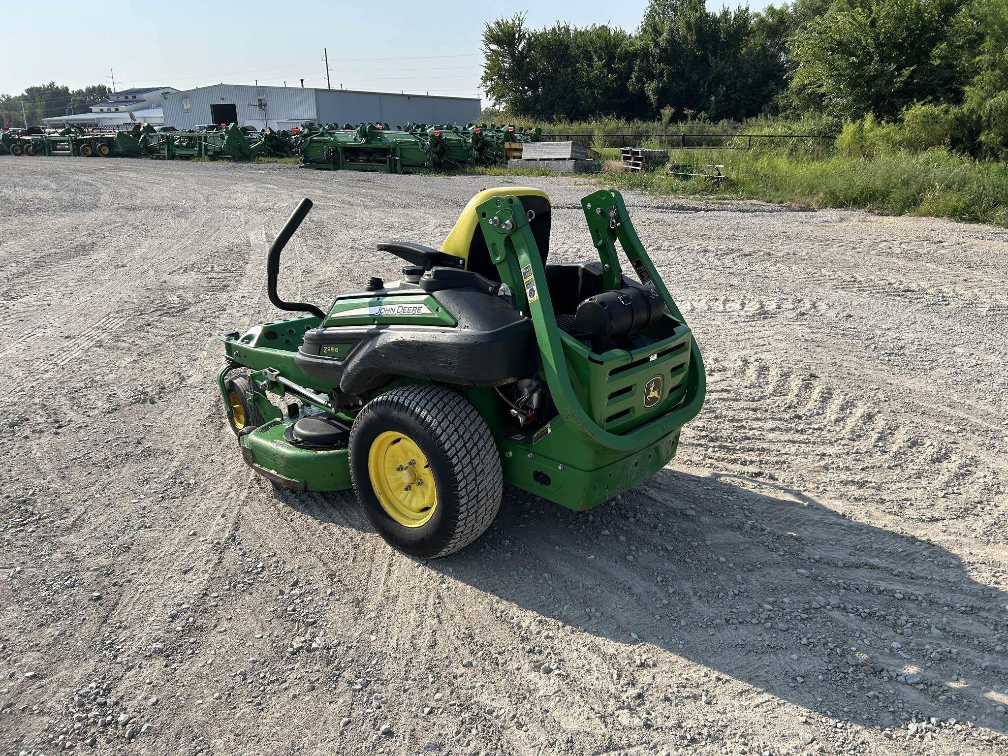  2016 John Deere Z915B at Heritage Tractor in Pittsburg, KS