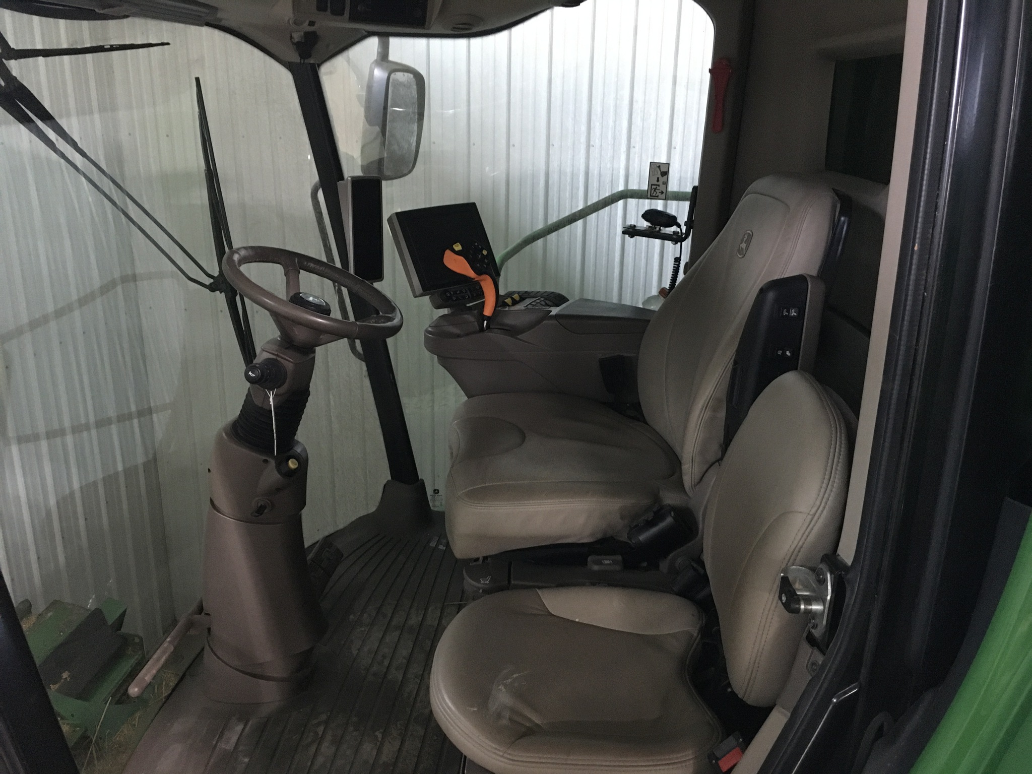 2018 John Deere S790 Image 9