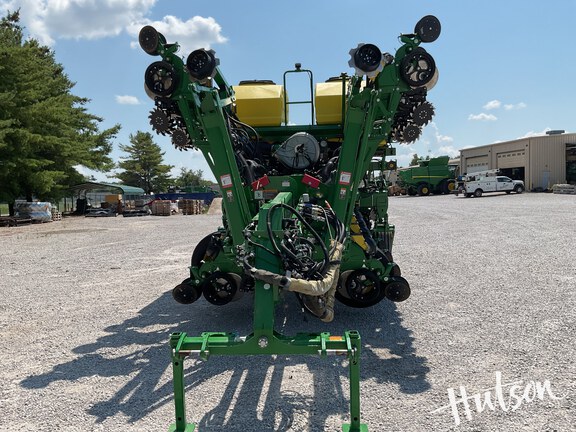 Photo of 2023 John Deere 1795