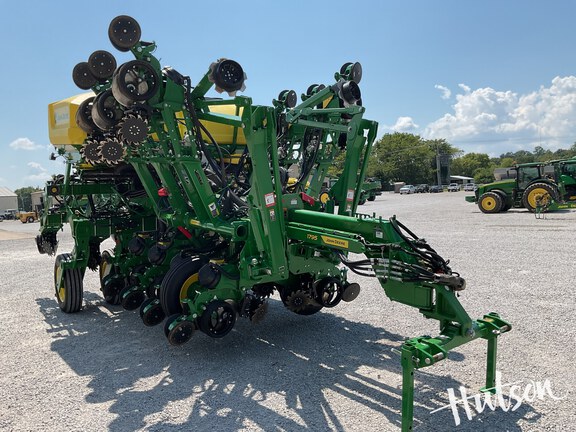 Photo of 2023 John Deere 1795