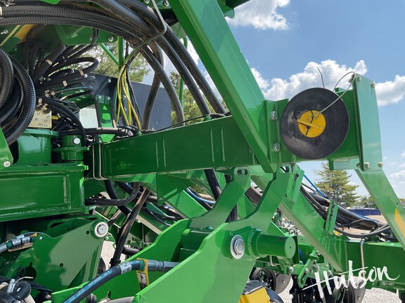 Photo of 2023 John Deere 1795