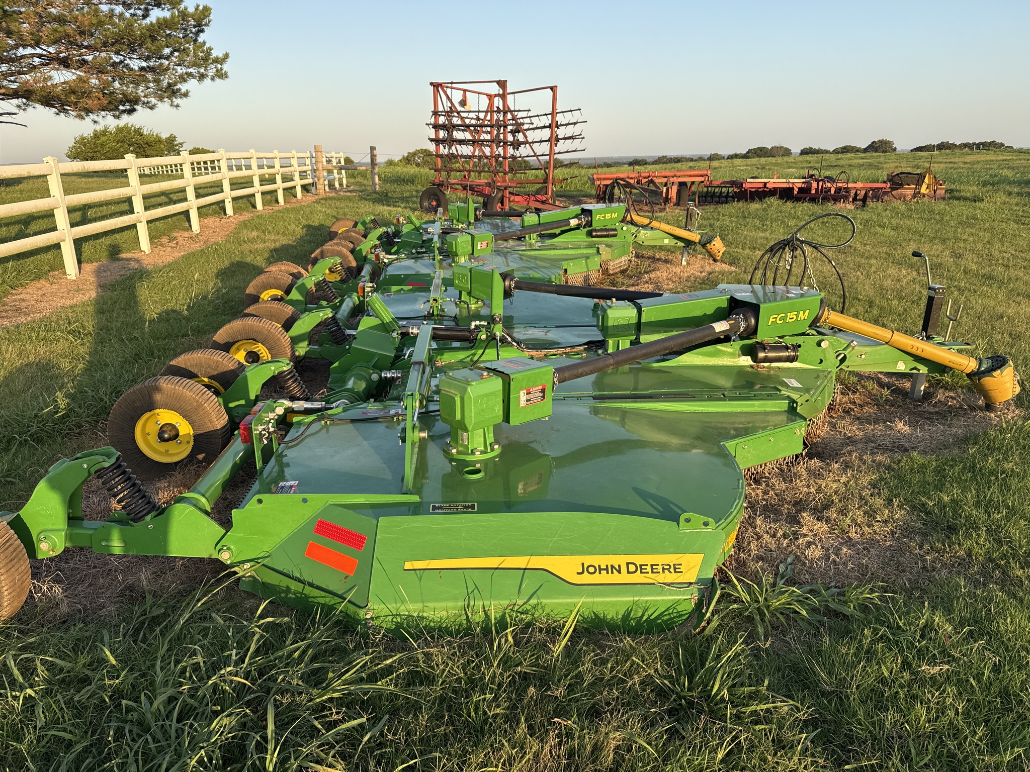 2024 John Deere FC15M Image 16