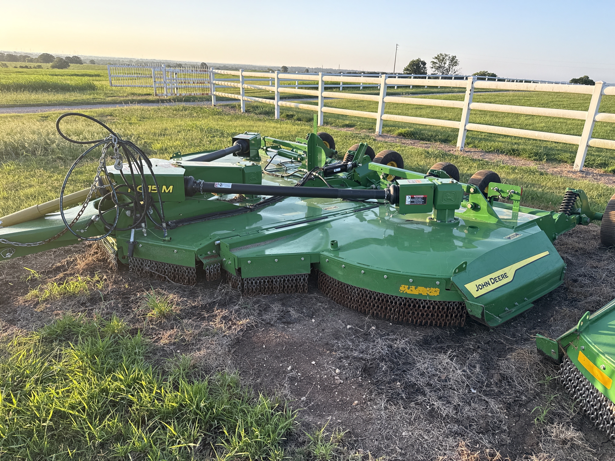 2024 John Deere FC15M Image 4