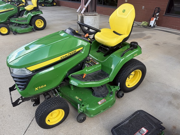 Photo of 2025 John Deere X584
