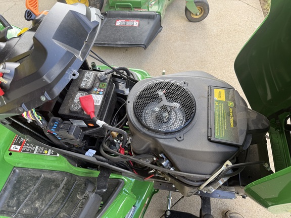 Photo of 2025 John Deere X584