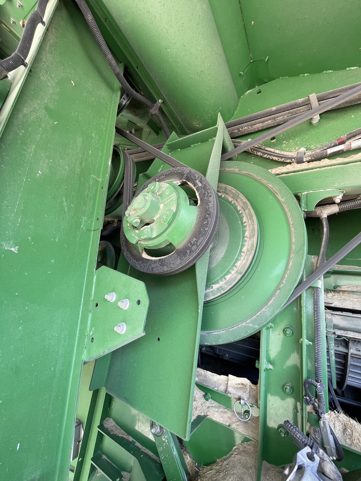 2016 John Deere S680 Image 19