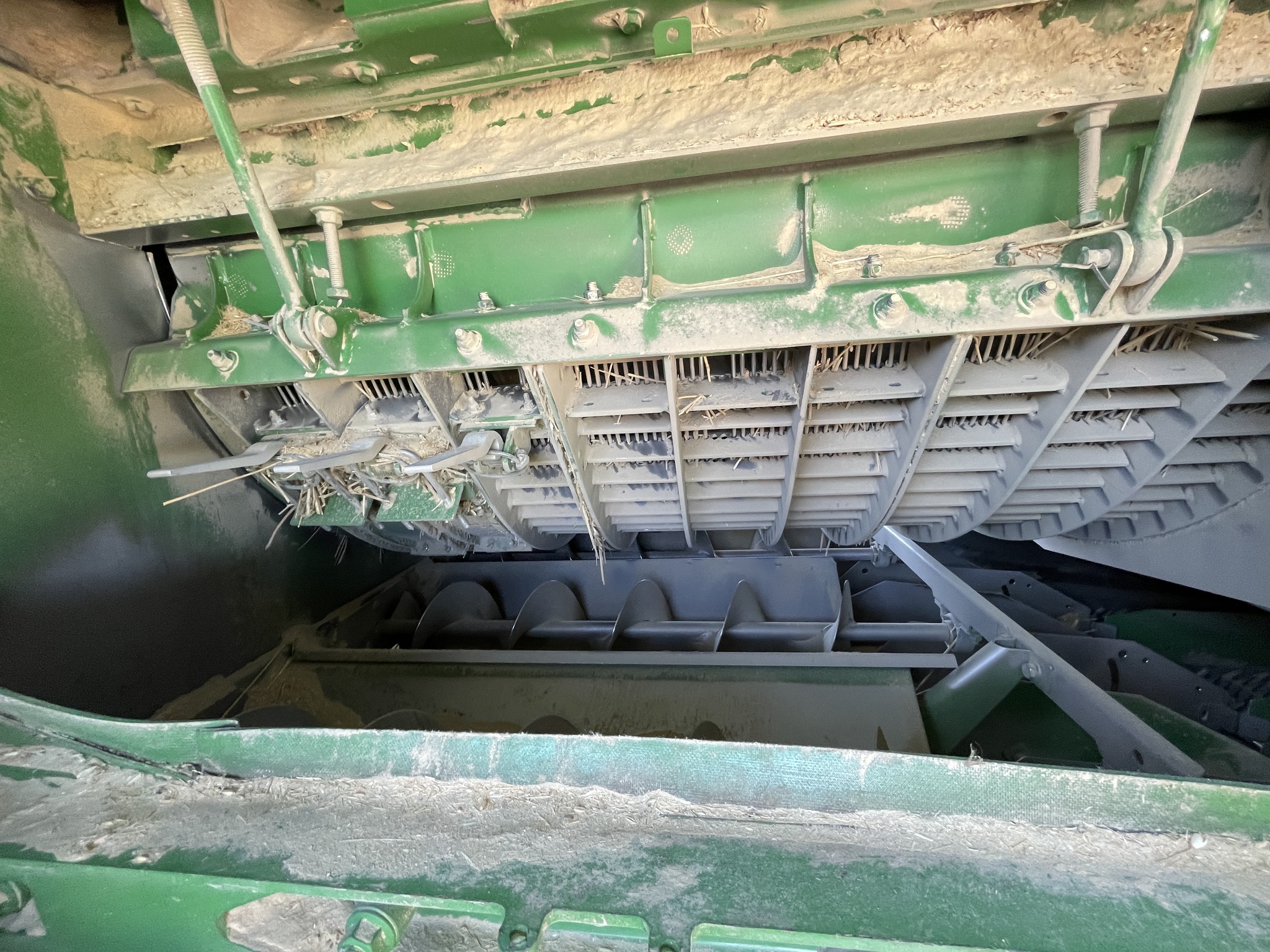 2016 John Deere S680 Image 24