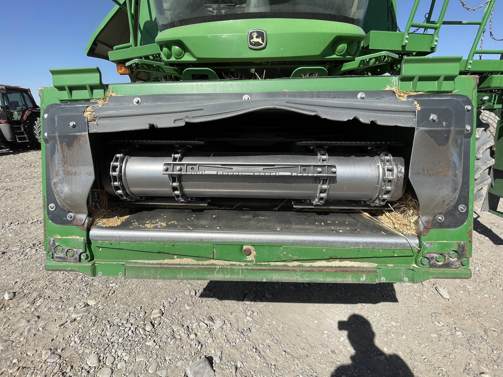 2016 John Deere S680 Image 31