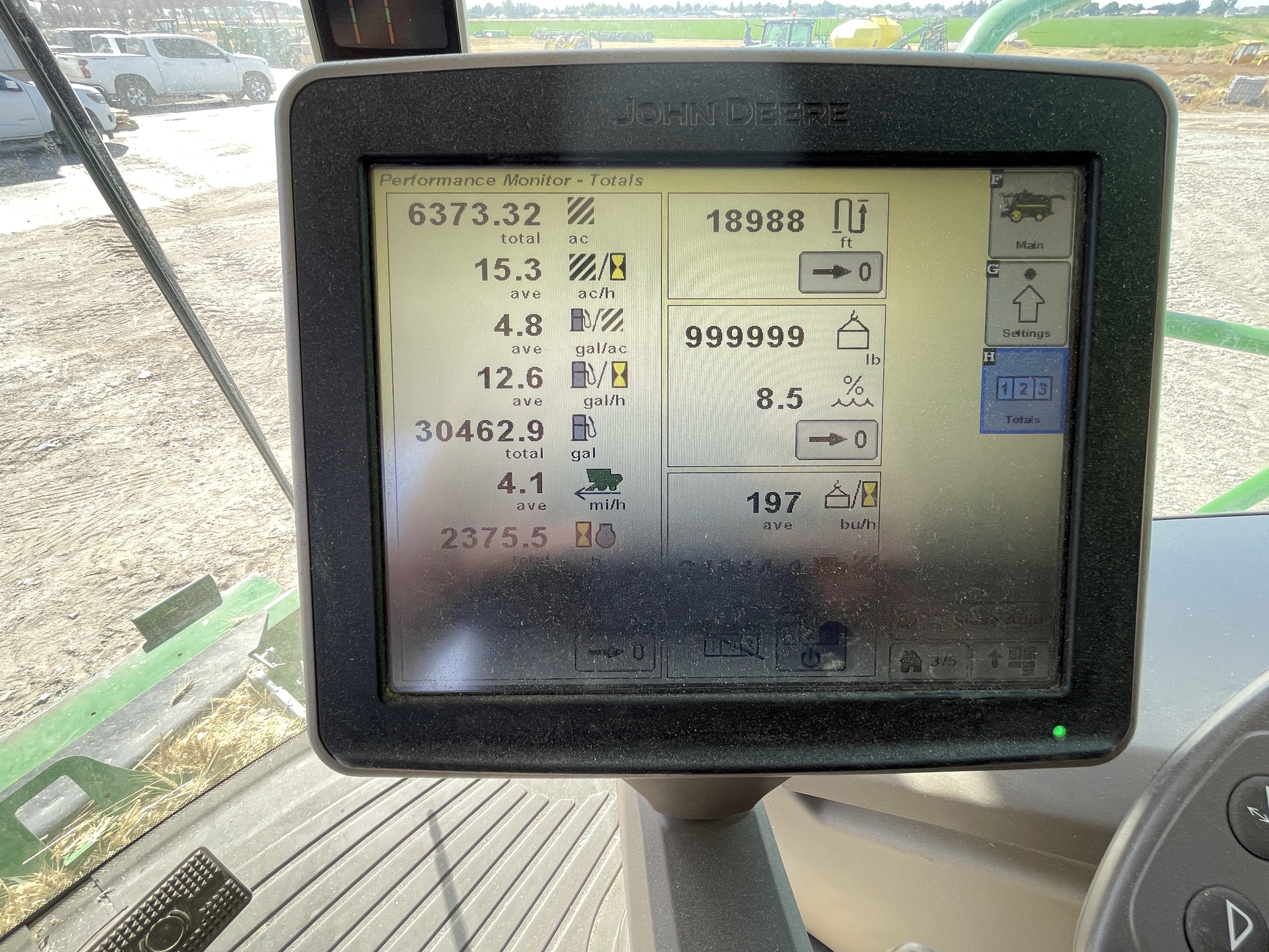 2016 John Deere S680 Image 34