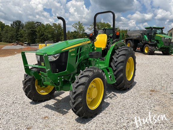 Photo of 2024 John Deere 5075E