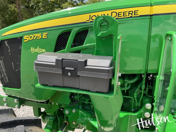 Photo of 2024 John Deere 5075E