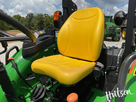 Photo of 2024 John Deere 5075E