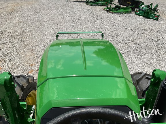 Photo of 2024 John Deere 5075E