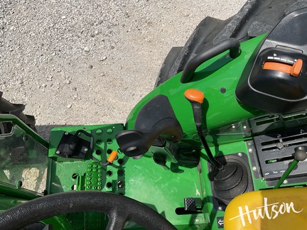 Photo of 2024 John Deere 5075E