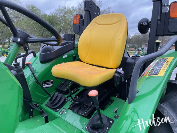 Photo of 2024 John Deere 5075E