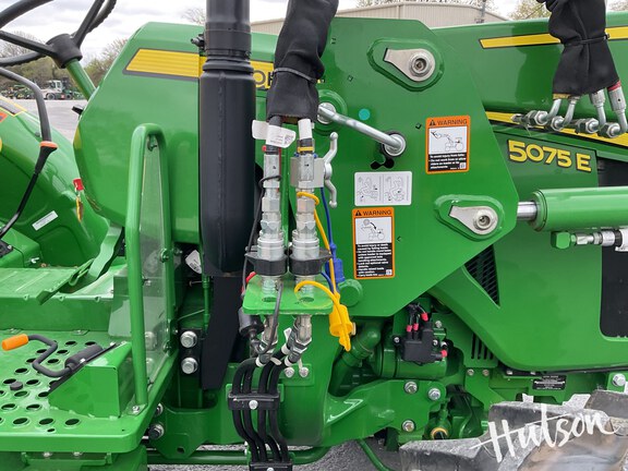 Photo of 2024 John Deere 5075E