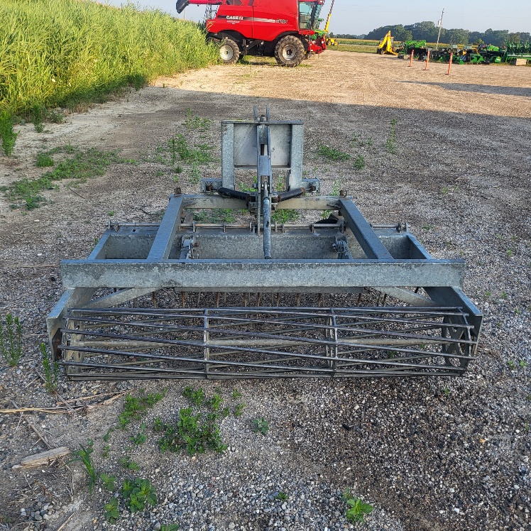 2010 Ag Systems 5' Mid Harrows