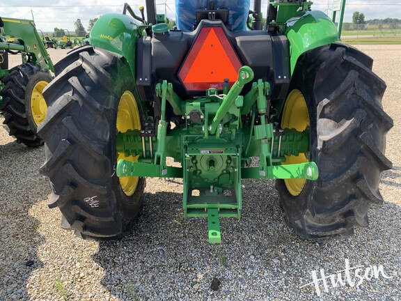 Photo of 2024 John Deere 5060E