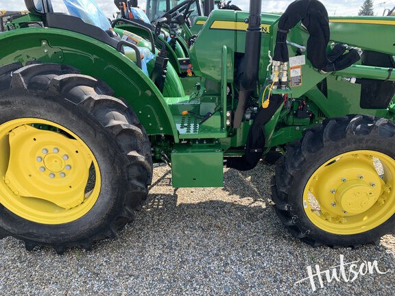 Photo of 2024 John Deere 5060E