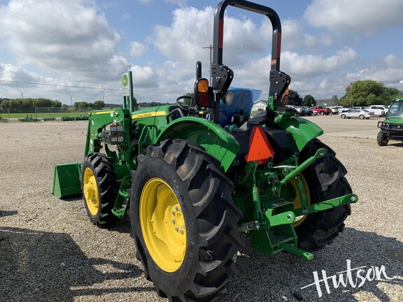 Photo of 2024 John Deere 5060E