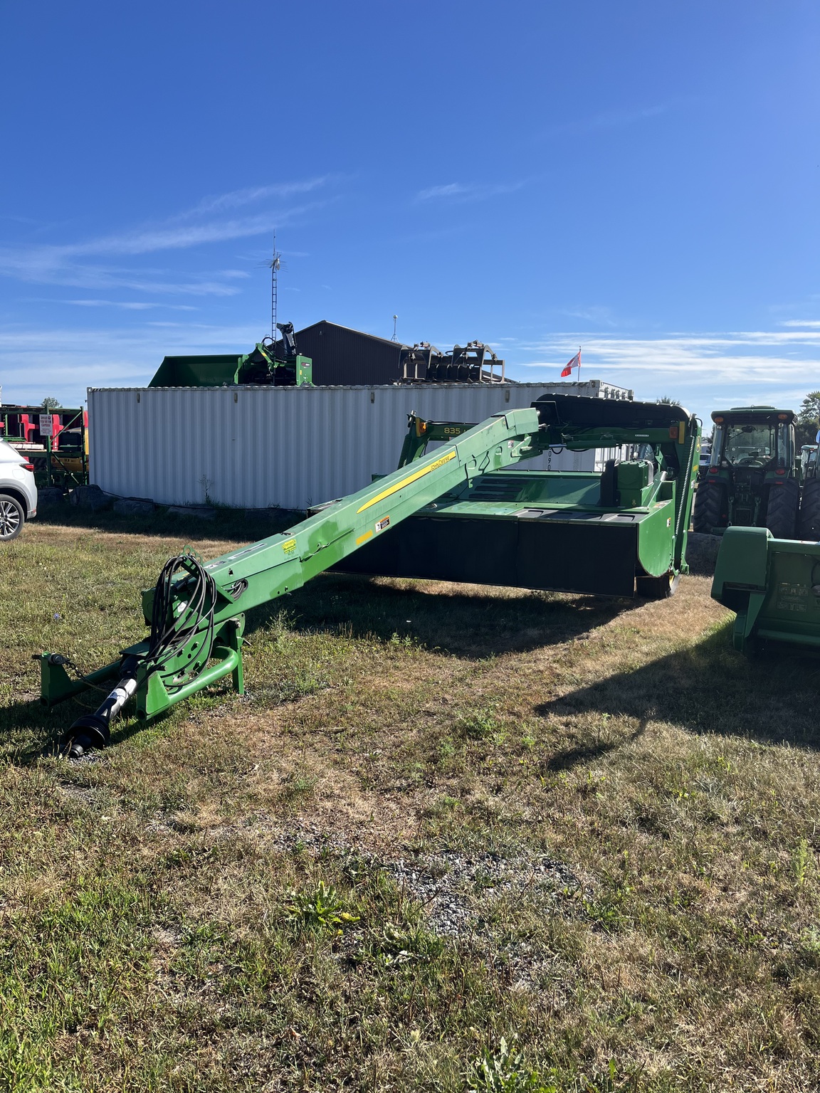 2012 John Deere 835 Image 2