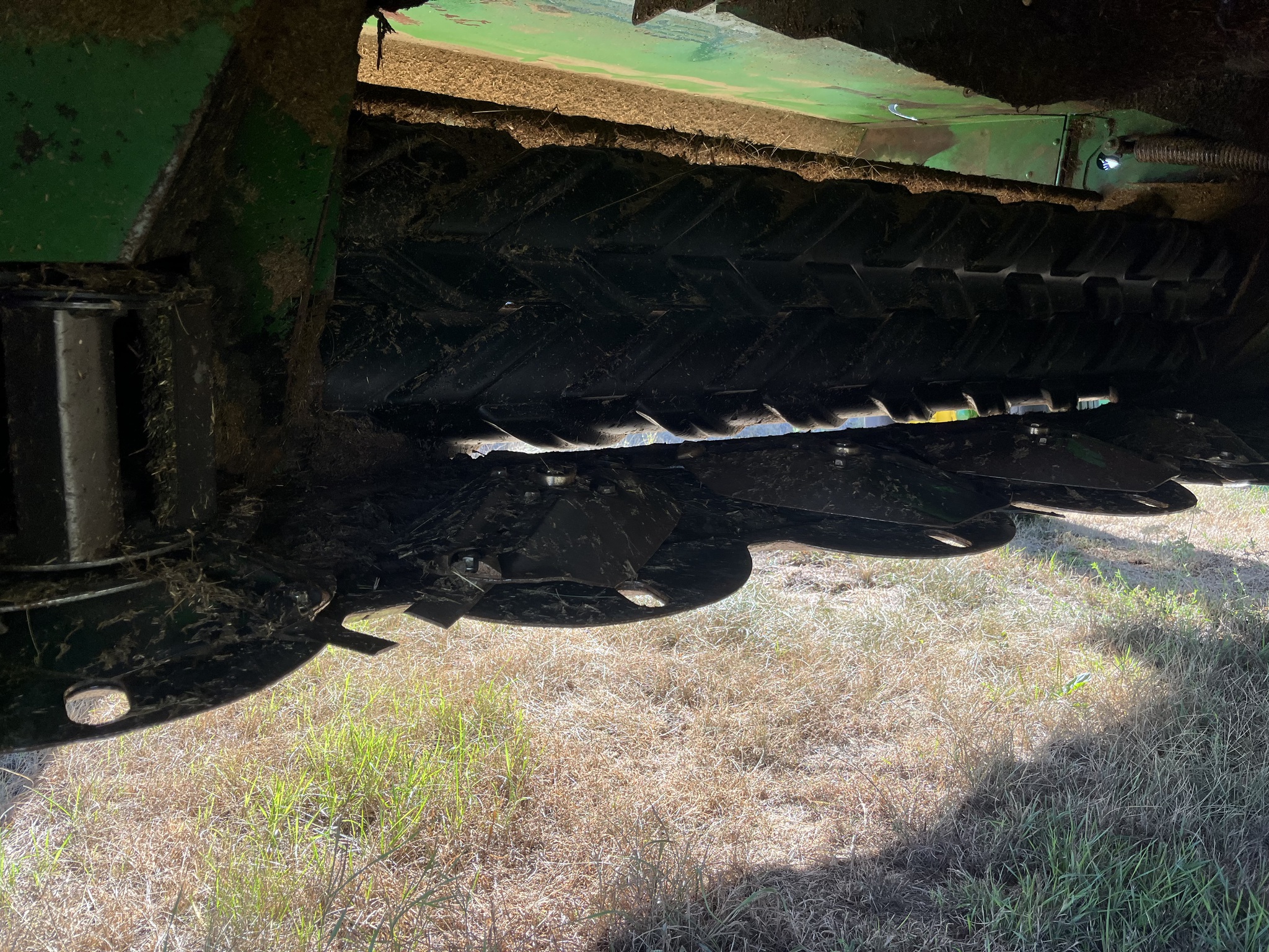 2012 John Deere 835 Image 7