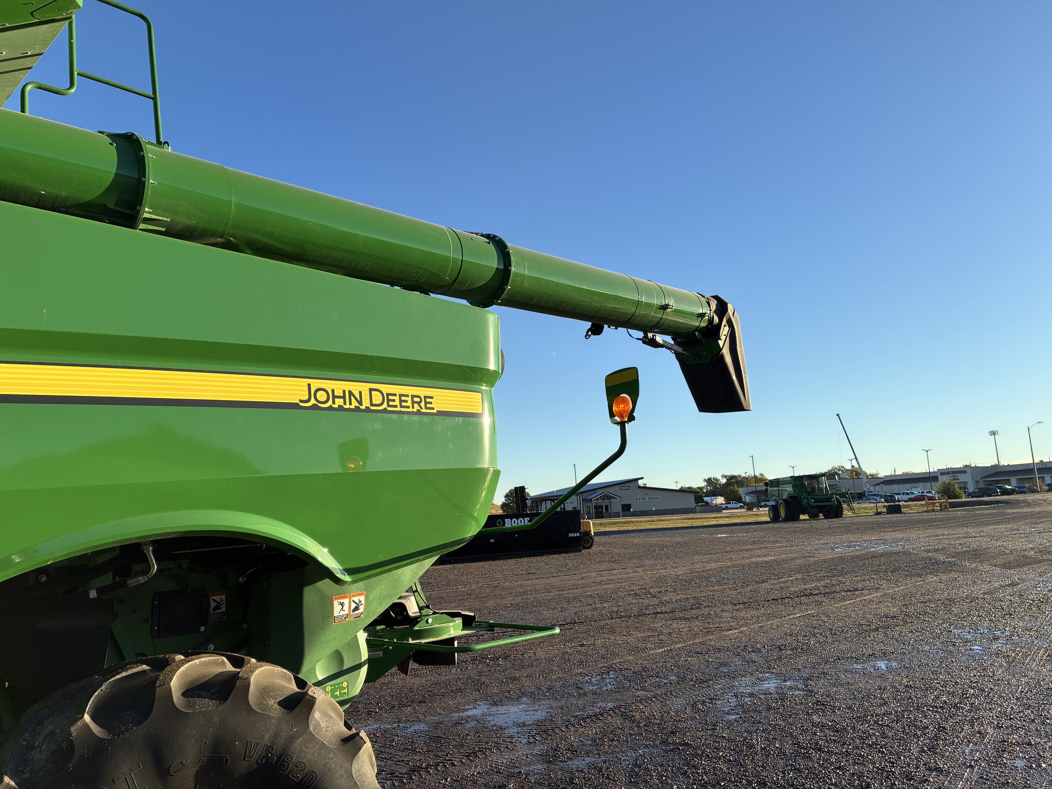 2023 John Deere S780 Image 4