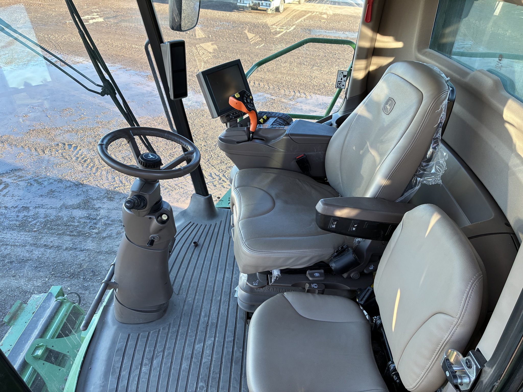 2023 John Deere S780 Image 6