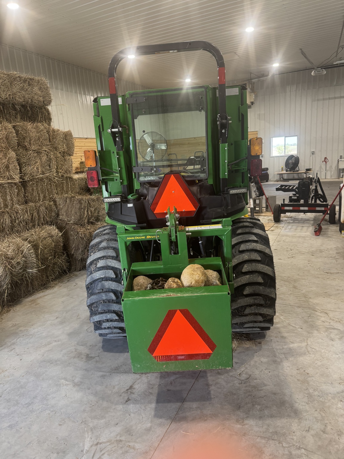 2018 John Deere 3025E Image 6