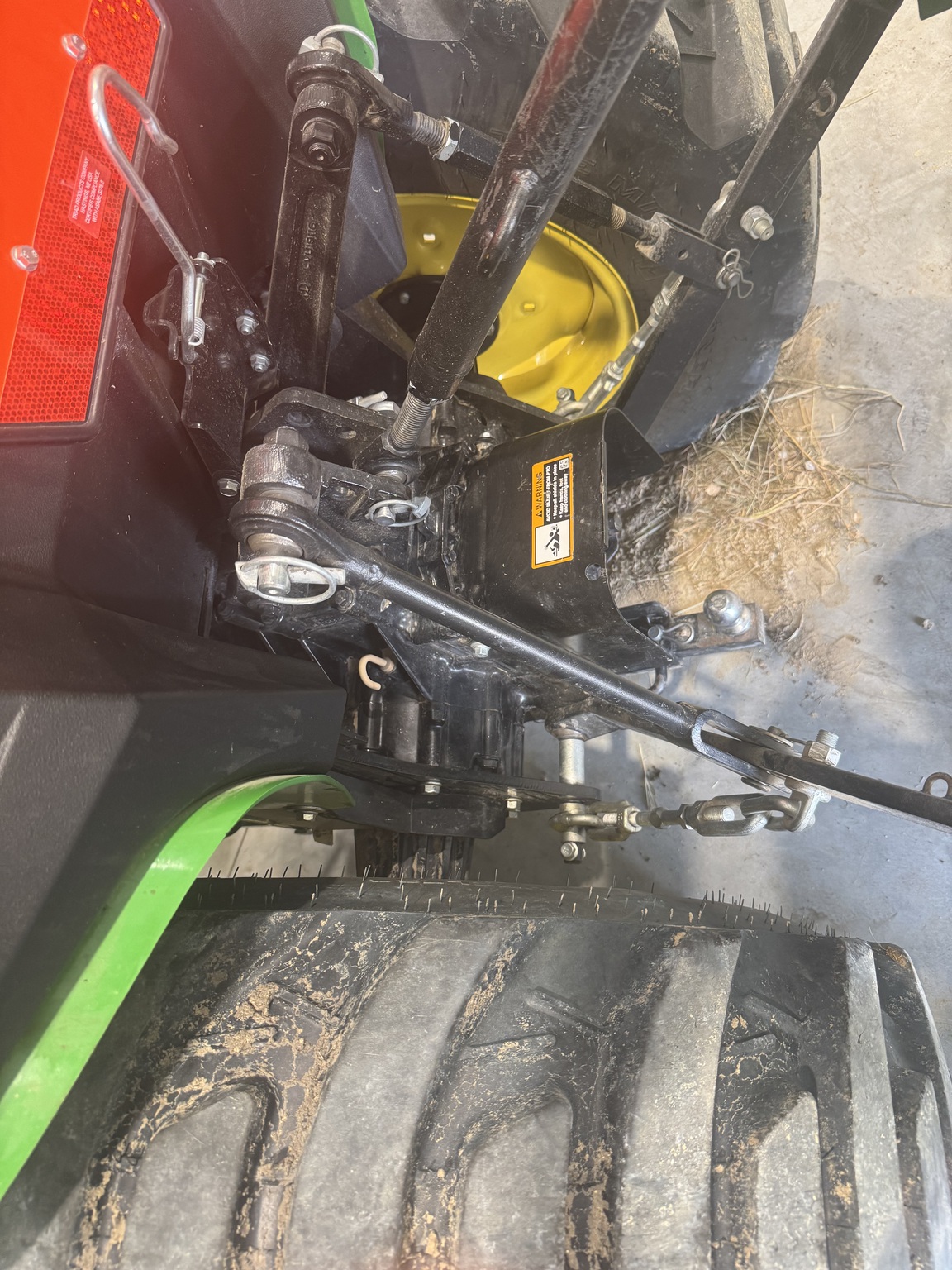2018 John Deere 3025E Image 7
