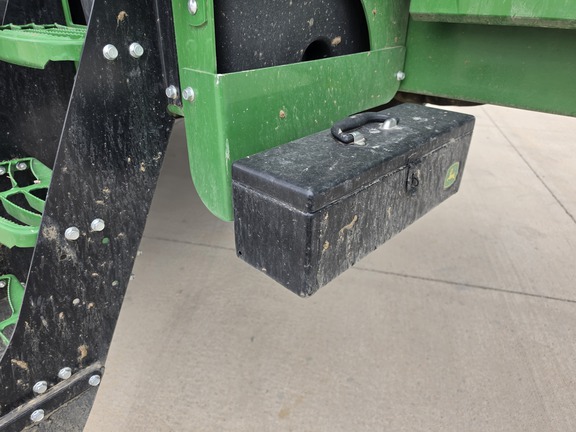 2022 John Deere W235R (22nd thumbnail)